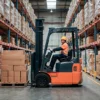 Locação de empilhadeiras: quando vale mais a pena alugar do que comprar